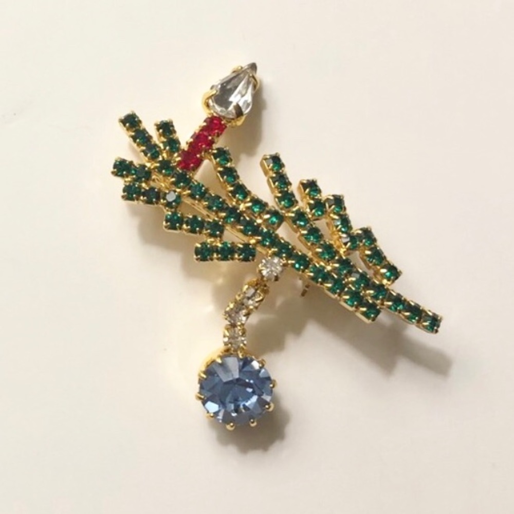 Winter candle pin brooch with drop gem
